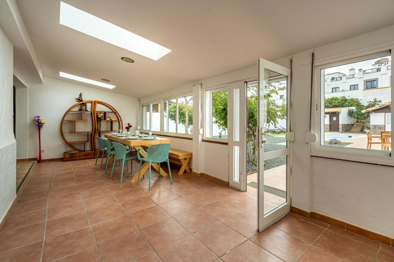 Villa Paraiso Коралео Екстериор снимка