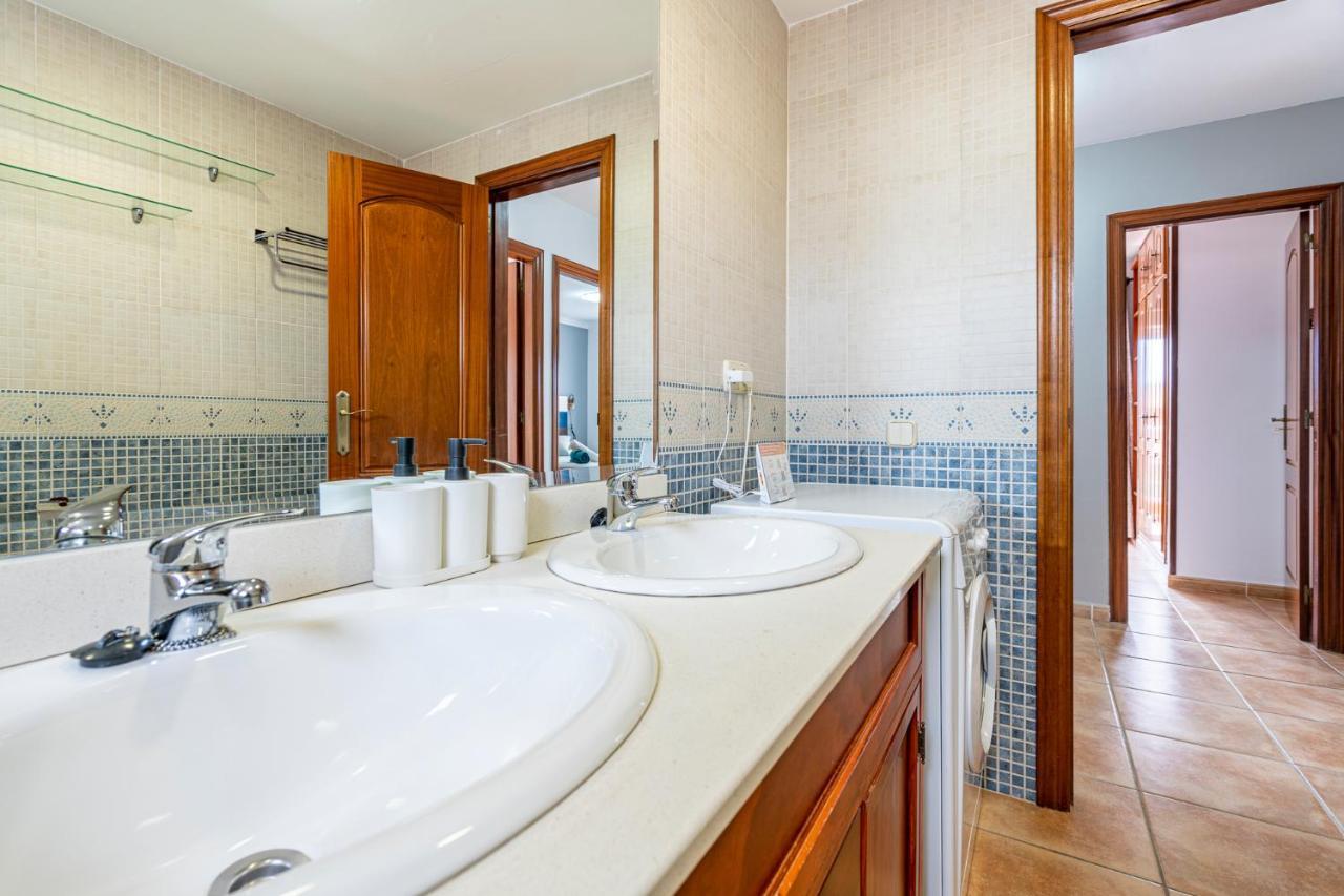 Villa Paraiso Коралео Екстериор снимка